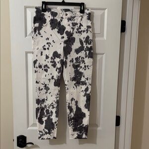 HUE Women's Mod Modern High Rise Tie-Dye Skimmer Denim Leggings.